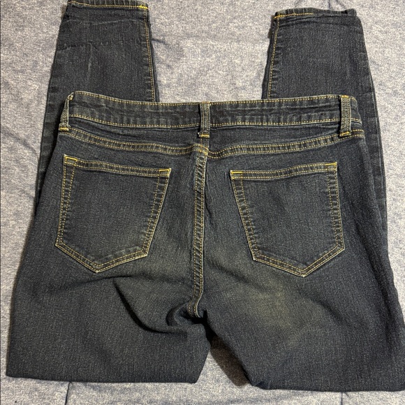 GAP Women's Denim Skinny Jeans - Picture 2 of 4